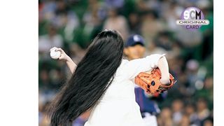 貞子、2年連続「野球カード」に!