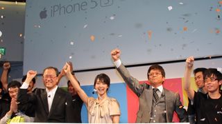 iPhone 5s・5c発売！剛力彩芽がカウントダウン！