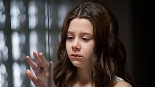 生肉をパクリ！　美少女ナターシャ・カリス、戦慄のホラー映画を語る