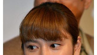 平愛梨に熱愛疑惑？写真に男性が写り込み…すかさず否定