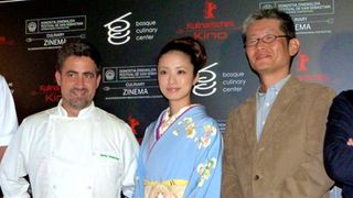 上戸彩、着物姿でおもてなし！スペイン人男性から求婚される