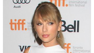 テイラー・スウィフト、自分に対する人の意見には耳を貸さず