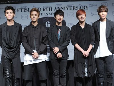 Ftisland 日本発表曲を韓国語で披露 6周年記念コンサートで 韓国jpictures シネマトゥデイ