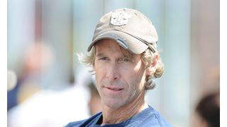 マイケル・ベイ監督、『トランスフォーマー』最新作を撮影中の香港で襲われる