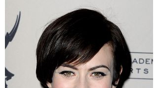 「サン・オブ・アナーキー」のマギー・シフ、妊娠