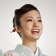 上戸彩、和食のユネスコ無形文化遺産登録にエール!