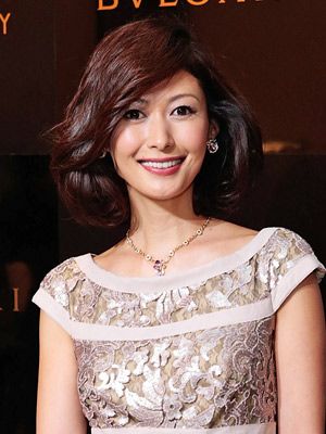 田丸麻紀夫妻が仕掛け人 友利新の結婚の裏側を明かす シネマトゥデイ