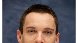 リハビリ施設に3度入所したジョナサン・リス・マイヤーズ　今では酒を一滴も飲まず