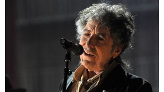 ボブ・ディラン、仏最高勲章を受章!今年前半には反戦運動などを理由に却下