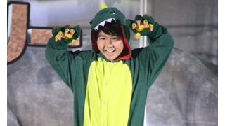 鈴木福、実物大恐竜トラックに大感激！運転手の交通安全を気遣う