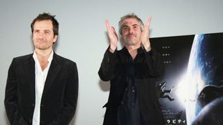 『ゼロ・グラビティ』キュアロン監督、出演者が2人だけなのは予算の都合?