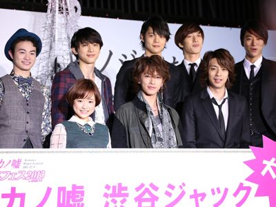 佐藤健ら カノ嘘 出演者が渋谷をジャック ファンの反響に感激 シネマトゥデイ 映画の情報を毎日更新