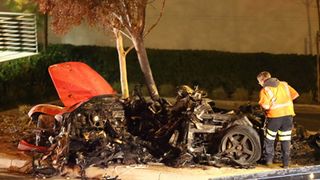 ポール・ウォーカーさんの事故車の屋根を盗んだ男2人が逮捕