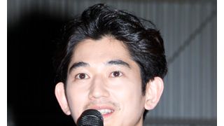 瑛太が共演の井上芳雄に公開謝罪!