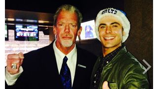 顎を骨折したザック・エフロン　笑顔の写真をネットに公開