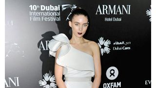 『007』50周年記念ロゴ入りアストンマーチンが4,300万円で落札!