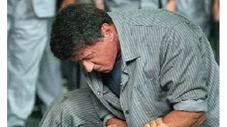 スタローンとシュワルツェネッガー、初の本格共演に“脱獄モノ”を選んだ理由