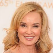 リメイク版『熱い賭け』マーク・ウォールバーグの母親役にジェシカ・ラング