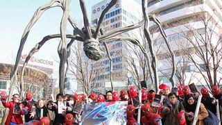 『アメイジング・スパイダーマン2』限定チケットが40分で完売　深夜0時から並ぶ強者も