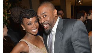 「シェイムレス 俺たちに恥はない」のシャノーラ・ハンプトンに女児誕生