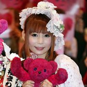 中川翔子、オタクでよかった!初主演映画公開に喜び爆発!