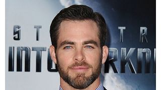 『スター・トレック』のクリス・パイン、「ウォーキング・デッド」脚本家の新作映画で主演