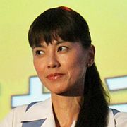 江角マキコ、事故はドアミラーが接触しただけ…ベッキーが「無傷」を代理報告