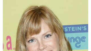 「ブラザーズ&シスターズ」のサラ・ジェーン・モリスに女児誕生