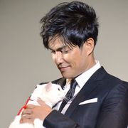 北村一輝、共演の猫にデレデレ