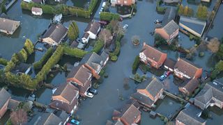 『アベンジャーズ』続編、イギリスの悪天候で製作に遅れ