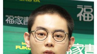 菅田将暉、写真集で女装に挑戦! すごくシュールだった