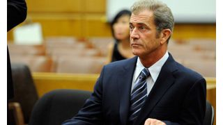 メル・ギブソンの元カノ、守秘義務をやぶり慰謝料がパー