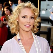 キャサリン・ハイグル、レズビアン映画の製作費をクラウドファンディングで募る 自費は投資せず