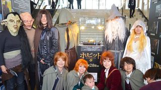 『ホビット』ファン、公開初日にコスプレで大集結!