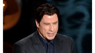 オスカーで痛恨のミス！ジョン・トラヴォルタがまさかの言い間違えを反省