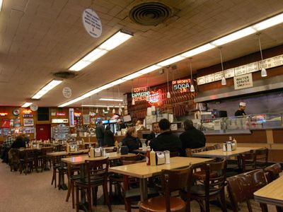 NYの飲食店がメグ・ライアンのフェイク・オーガズムをめぐって訴訟