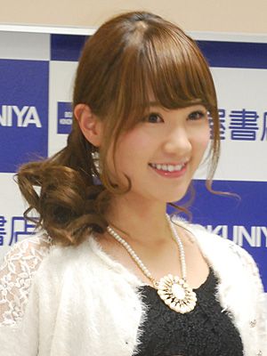 「CM女王」上戸彩に憧れていたAKB48鈴木まりや、「ホラーの女王」でも感謝