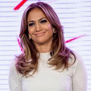 ジェニファー・ロペス、GLAADメディア賞で表彰