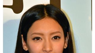 菜々緒が「ツイッターをやめます」と宣言！初映画出演作初日に「ヒットしなければ…」