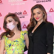 ミランダ・カー、ざわちんのものまねメイクに感激!