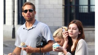 ポール・ウォーカーさんの娘の母親　リハビリ施設に入所することが親権を得る条件に