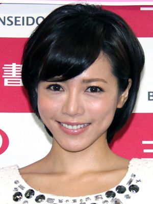 釈由美子 人間不信になりそう ブログに心配の声 シネマトゥデイ