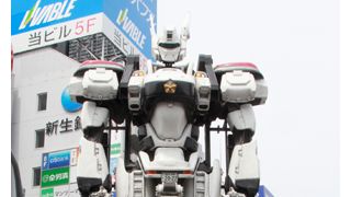 実物大イングラム登場に吉祥寺騒然！あまりの人気に警察からデッキアップ中止要請