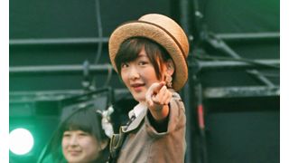乃木坂・生駒里奈、AKB48デビュー!ミニスカ衣装でパフォーマンス