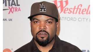 アイス・キューブ、故ポール・ウォーカーさんの受賞は裏操作と非難