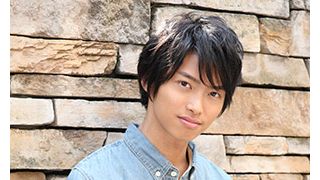 竹内太郎、元ももクロの早見あかりから蹴りの洗礼