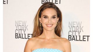 ナタリー・ポートマン新作、公開延期…監督降板、出演辞退とトラブル続き