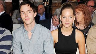 ジェニファー・ローレンス&ニコラス・ホルト、新居の家具はイケア