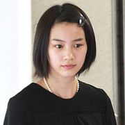 能年玲奈、蟹江さんお別れ会で涙
