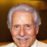 エフレム・ジンバリスト・Jrさんが死去 95歳 テレビドラマ「FBI」で日本でも人気